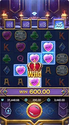 Majestic Treasures · Mengenali simbol khusus Scatter dan Wild serta membaca pita teks informasi di bawah kisi.